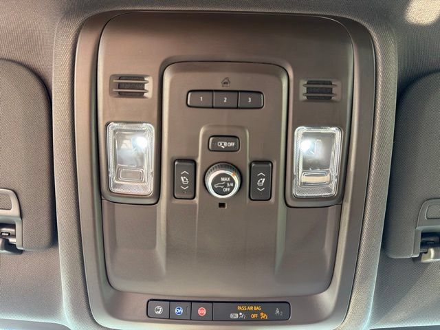 Certified 2022 Chevrolet Tahoe LT w/ Luxury Package AWD/4WD image 23