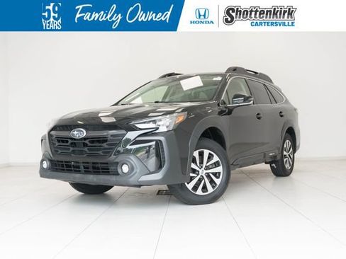 Used 2024 Subaru Outback Premium AWD/4WD image 1