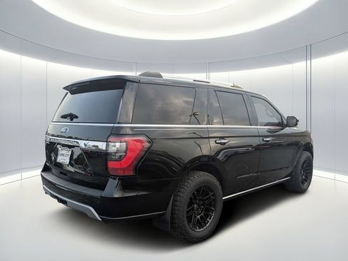 Used 2019 Ford Expedition Limited RWD image 4