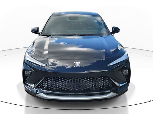 New 2025 Buick Envista Avenir image 2