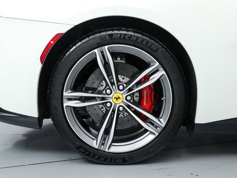 Certified 2020 Ferrari GTC4Lusso image 39