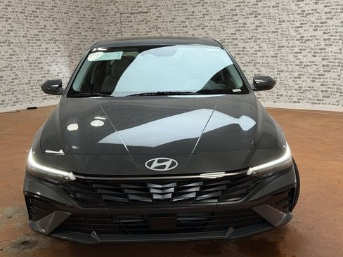 New 2026 Hyundai Elantra Limited image 3