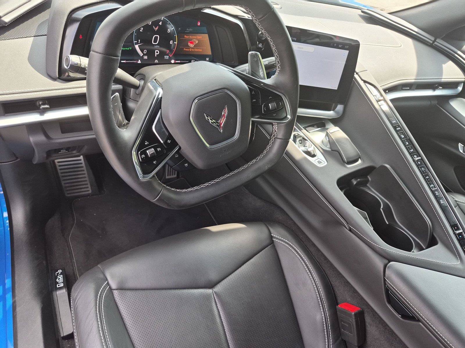 Used 2024 Chevrolet Corvette Stingray Coupe w/ Z51 Performance Package RWD image 29