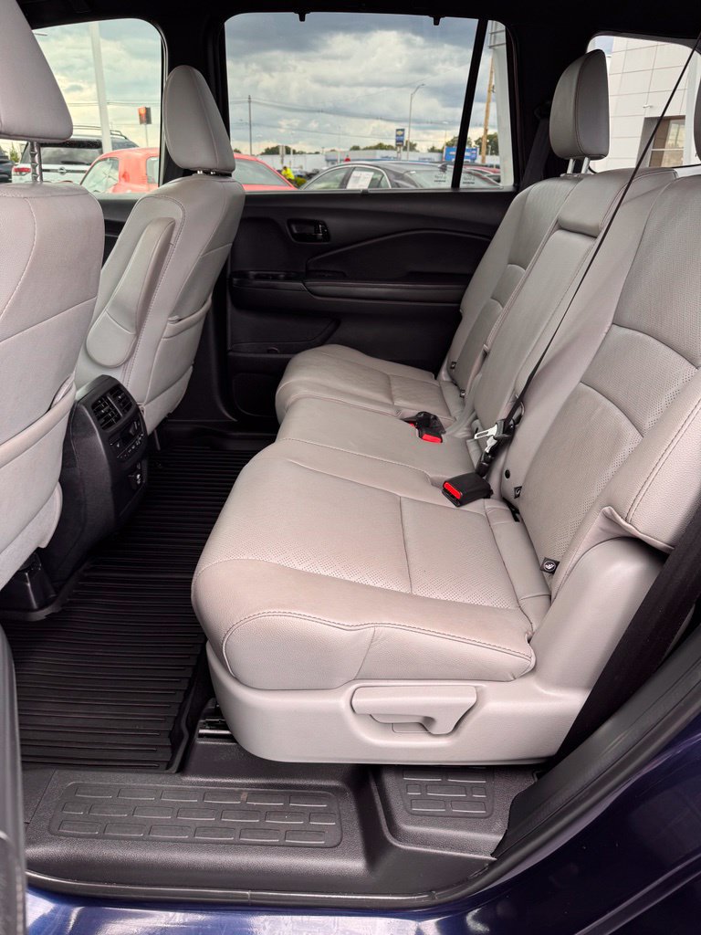 Used 2022 Honda Passport Elite image 11