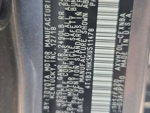 Used 2019 Toyota Camry LE FWD image 13