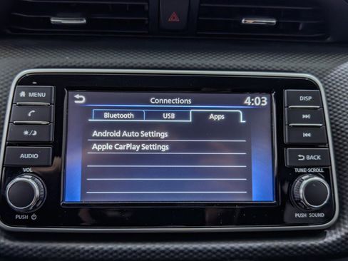 Used 2024 Nissan Kicks S image 33