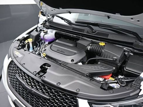 New 2026 Chrysler Pacifica Select image 34