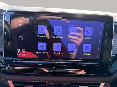 Used 2024 Volkswagen Atlas Cross Sport SEL R-Line image 20