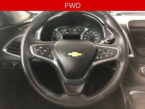 Used 2016 Chevrolet Malibu LT FWD image 9