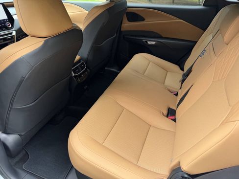 Used 2025 Lexus RX 350 Premium w/ Accessory Package (Z1) FWD image 12