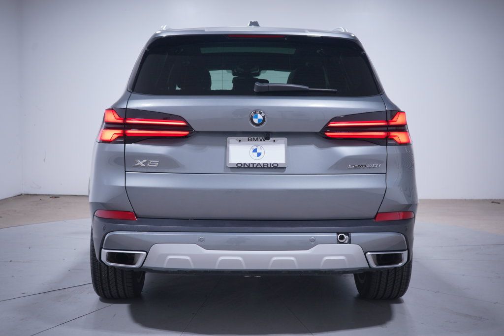 Used 2026 BMW X5 sDrive40i RWD image 5
