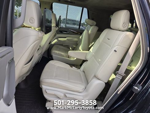 Used 2021 Cadillac Escalade Premium Luxury Platinum AWD/4WD image 6