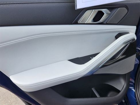 Used 2023 BMW X6 M50i w/ Executive Package image 10