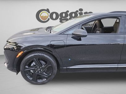 New 2025 Chevrolet Equinox EV RS w/ Convenience Package II