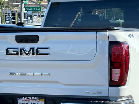 Used 2021 GMC Sierra 2500 SLE w/ SLE Value Package; image 32