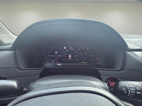 Used 2023 Honda Accord EX image 9