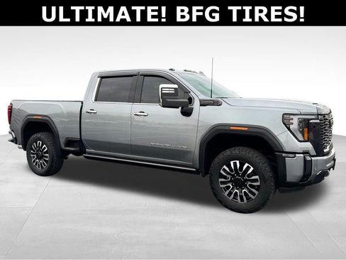 Used 2024 GMC Sierra 2500 Denali Ultimate image 1