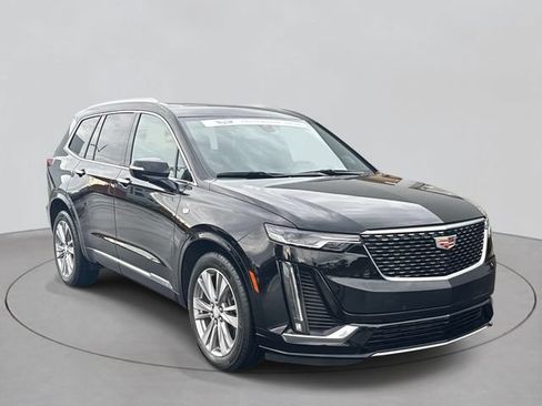 Certified 2024 Cadillac XT6 Premium Luxury AWD/4WD image 3