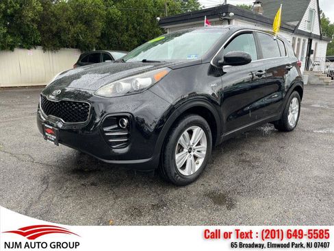 Used 2019 Kia Sportage LX AWD/4WD image 4