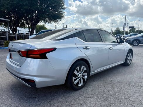 Used 2020 Nissan Altima 2.5 S FWD image 3