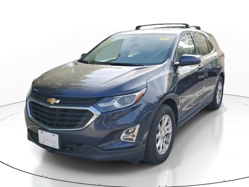 Used 2018 Chevrolet Equinox LT image 3