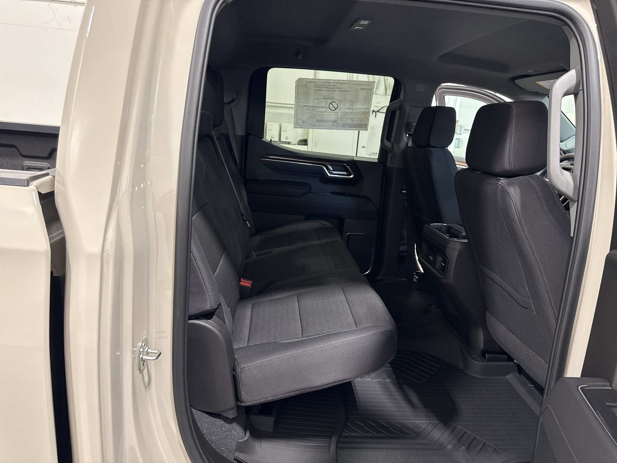 New 2026 Chevrolet Silverado 1500 RST w/ Safety Package AWD/4WD image 31