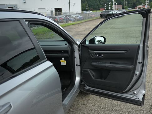 Used 2026 Honda CR-V Sport image 40