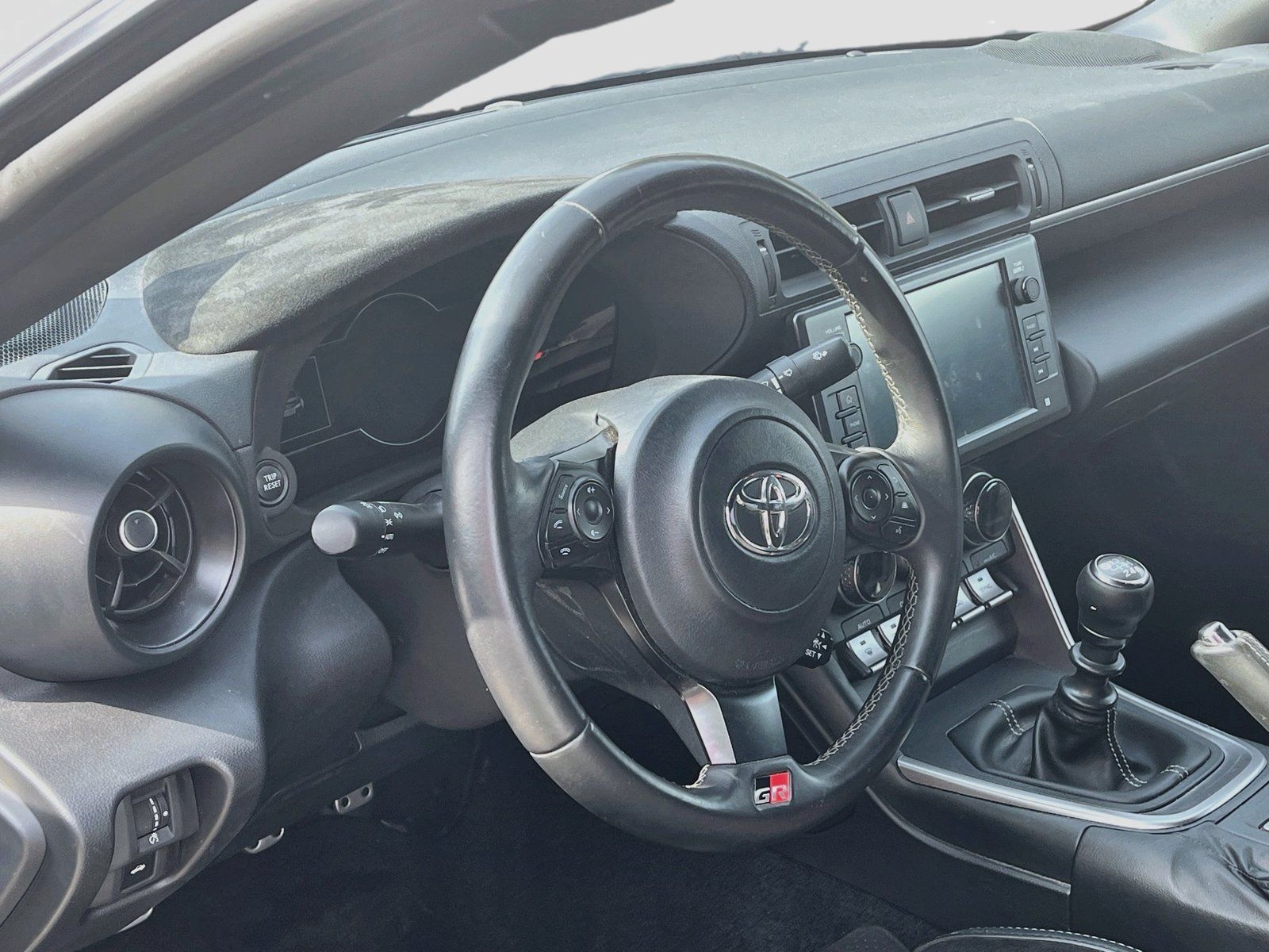 Used 2024 Toyota GR86 Premium RWD image 9