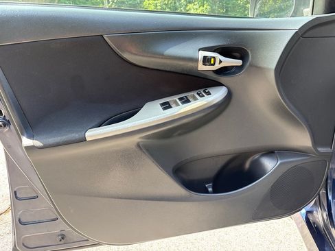 Used 2012 Toyota Corolla S FWD image 10