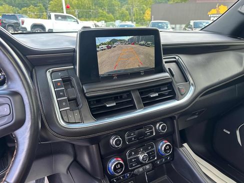 Used 2022 GMC Yukon AT4 AWD/4WD image 17