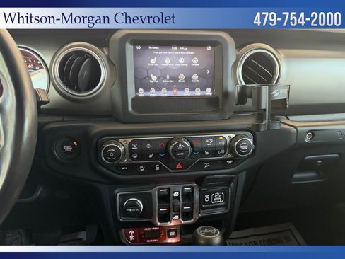 Used 2018 Jeep Wrangler Unlimited Rubicon w/ Steel Bumper Group image 23