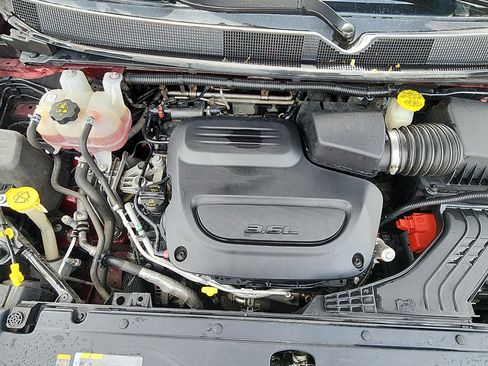 Used 2023 Chrysler Voyager LX FWD image 25