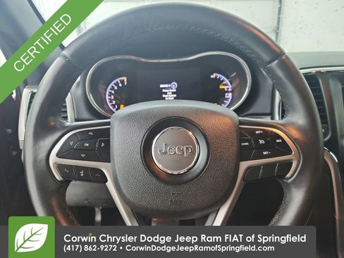 Used 2018 Jeep Grand Cherokee Laredo AWD/4WD image 21