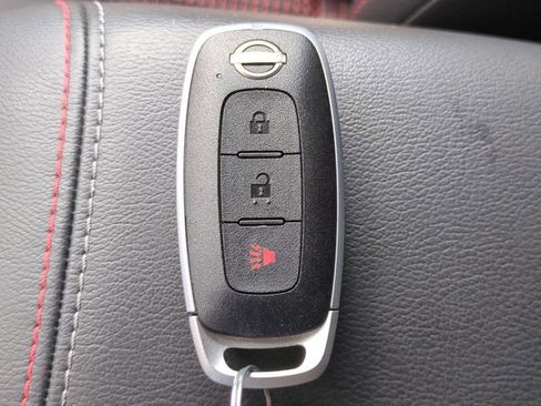 Used 2025 Nissan Kicks SR FWD image 23