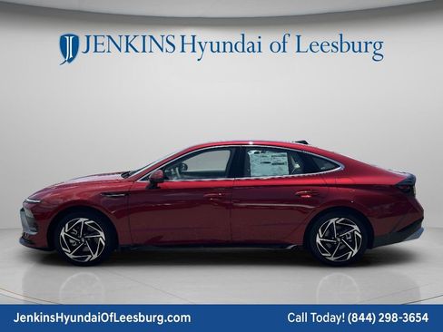 New 2026 Hyundai Sonata SEL FWD image 9