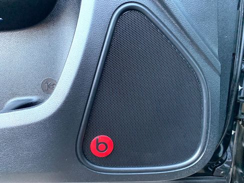 Used 2012 Dodge Charger SXT w/ Rallye Appearance Group image 11