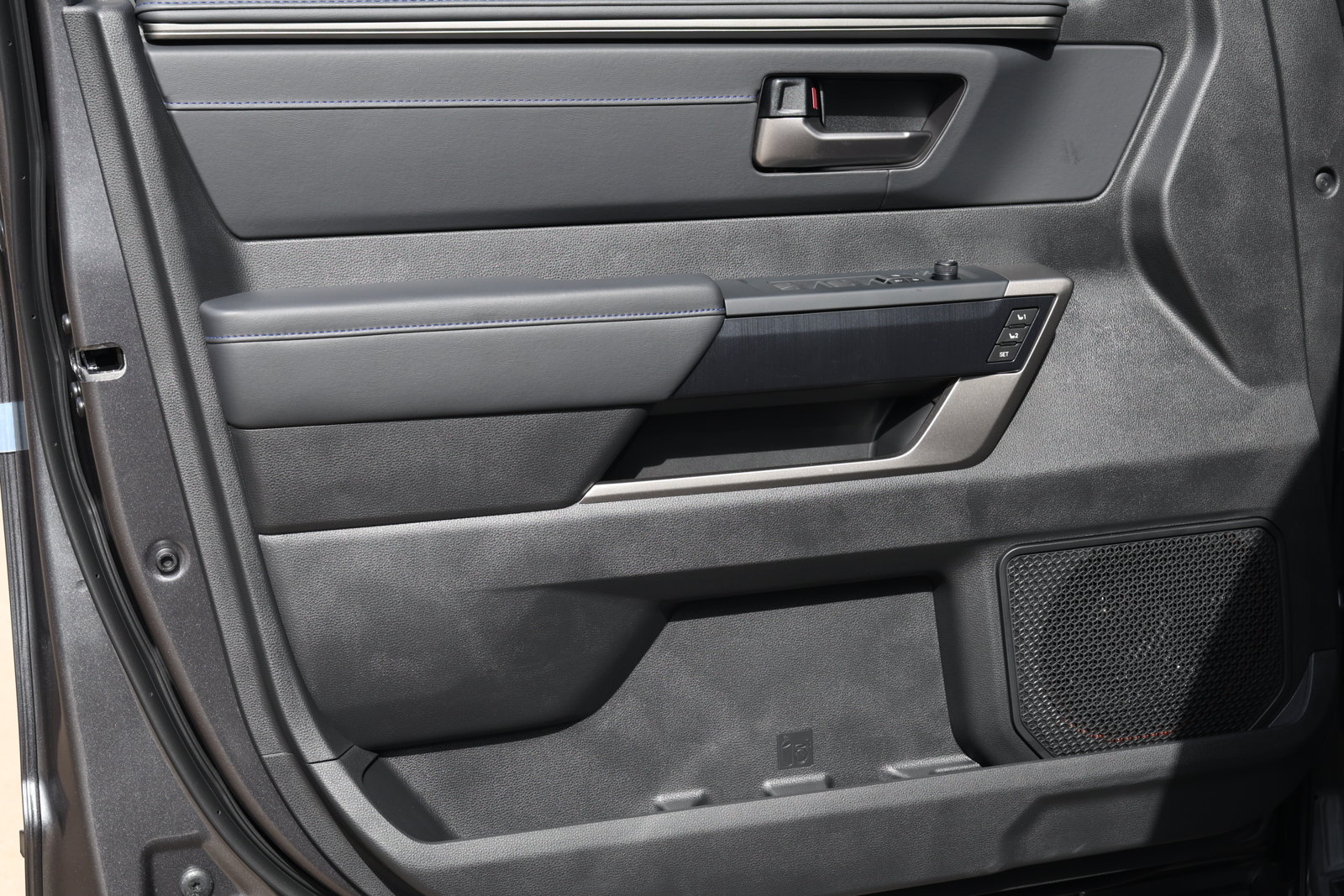 New 2026 Toyota Tundra Limited AWD/4WD image 29