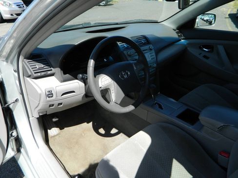 Used 2007 Toyota Camry Hybrid FWD image 11