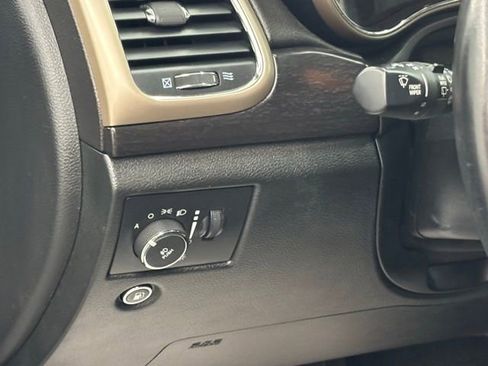 Used 2014 Jeep Grand Cherokee Laredo w/ Quick Order Package 23E image 16