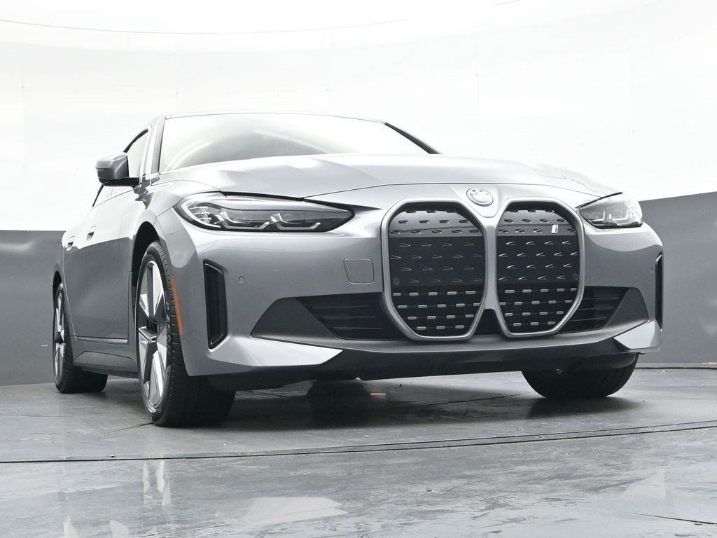 Used 2024 BMW i4 eDrive35 w/ Premium Package RWD image 38