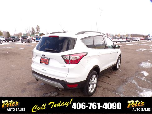 Used 2018 Ford Escape SE image 4