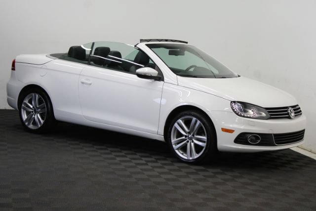 Used 2013 Volkswagen Eos Executive FWD image 1