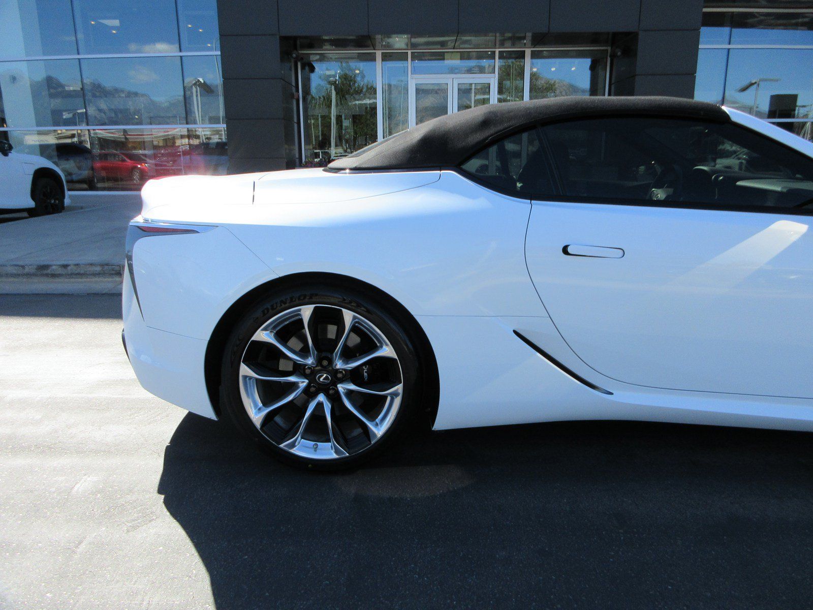 Used 2021 Lexus LC 500 Convertible w/ Touring Package RWD image 11