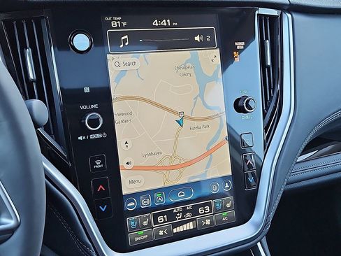 Used 2025 Subaru Outback Touring image 13