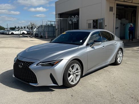 Used 2025 Lexus IS 300 w/ Comfort Package image 3