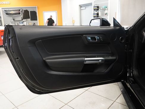 Used 2019 Ford Mustang Coupe w/ Equipment Group 101A RWD image 6