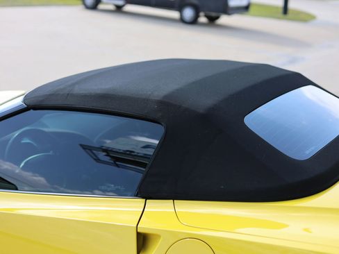 Used 2016 Chevrolet Corvette Z06 w/ 2LZ Preferred Equipment Group image 23