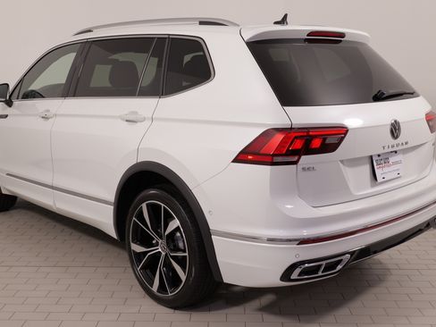 Used 2024 Volkswagen Tiguan SEL R-Line AWD/4WD image 16