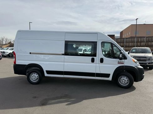 Used 2021 RAM ProMaster 2500 FWD image 5