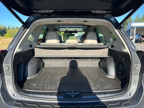 Used 2023 Subaru Forester Limited image 24